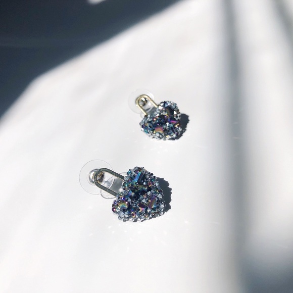 ✨NEW✨ Crystal Heart Stud Earrings for Women, Girls , Students, Party. - Picture 4 of 10